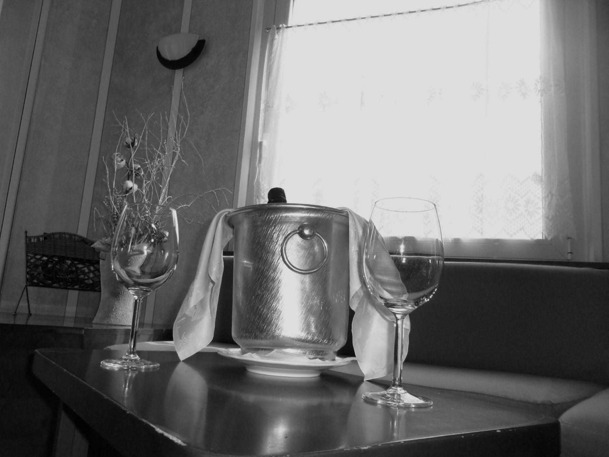Albergo Bel Soggiorno ออกเจบบิโอ ภายนอก รูปภาพ