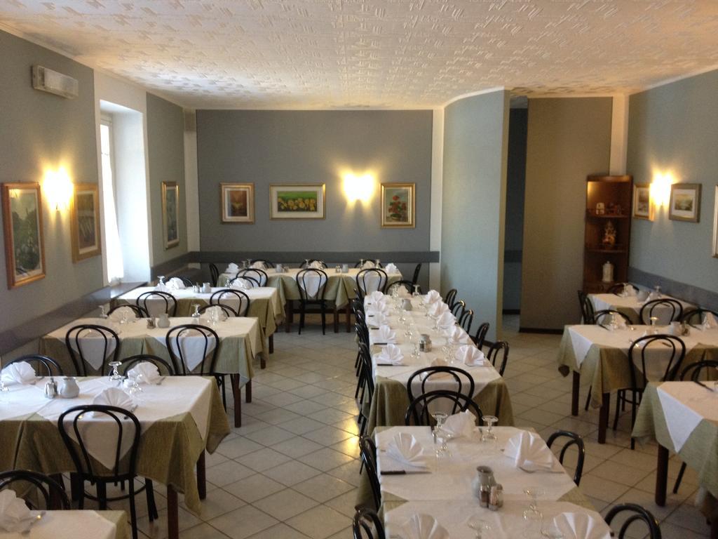 Albergo Bel Soggiorno ออกเจบบิโอ ภายนอก รูปภาพ